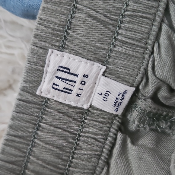 GAP Stylish Kids Cargo Pants Set - Green and Blue Sz10 - Picture 2 of 5
